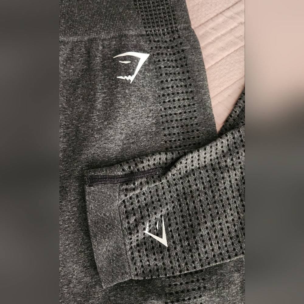 Women's Gray High-Waisted Leggings - Picture 3 of 8